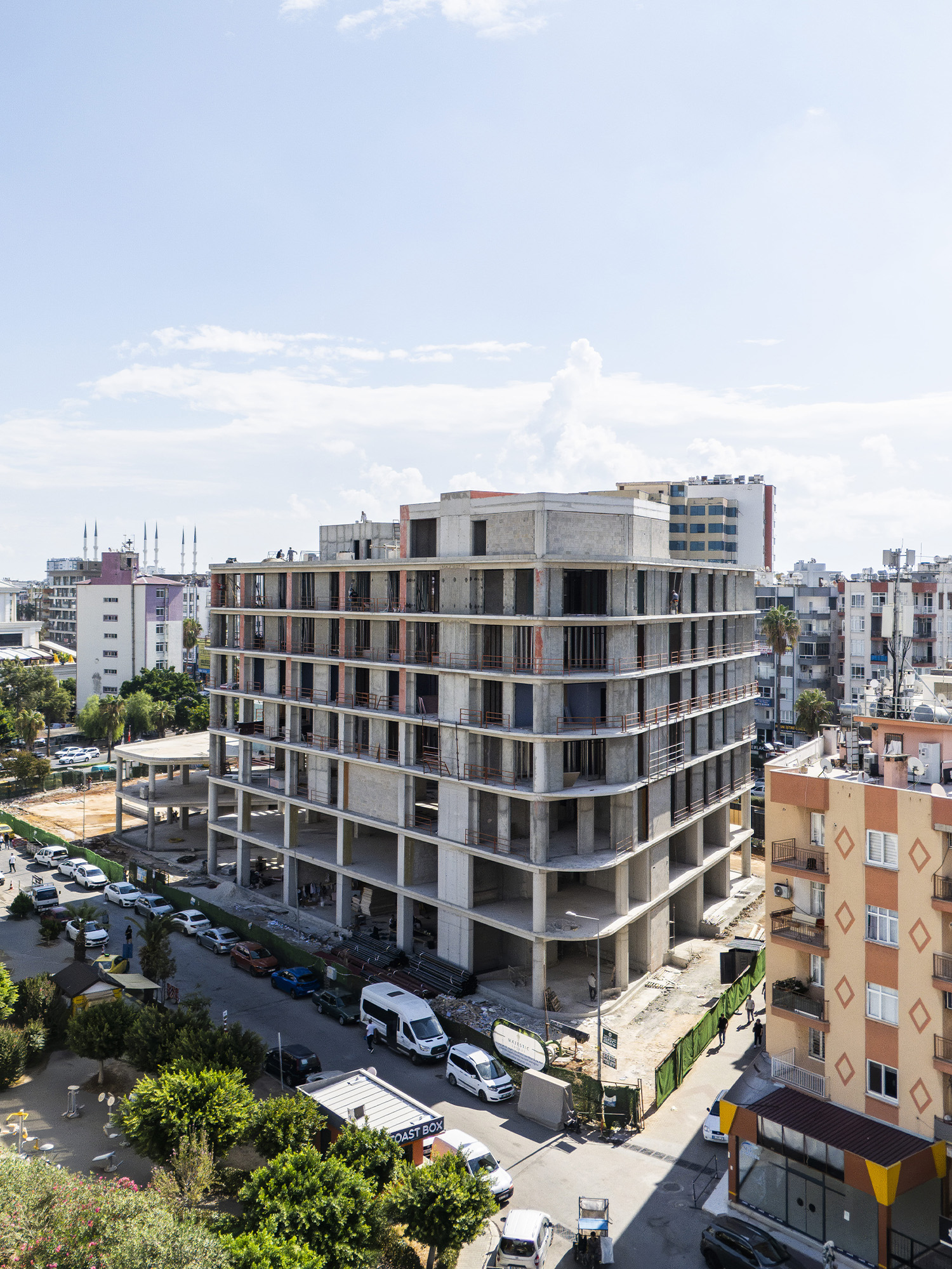 Hilton Otel Dikey Görsel 3